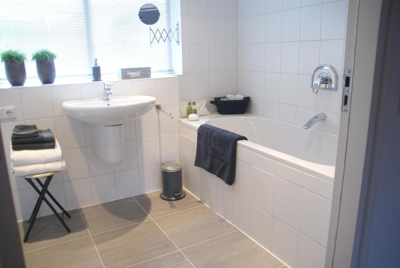 Bed And Breakfast De Verwennerij Ermelo Bagian luar foto
